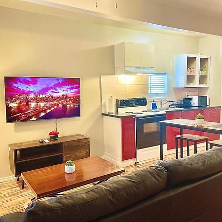 Delightful Location In Midtown! Apartment Houston Bagian luar foto